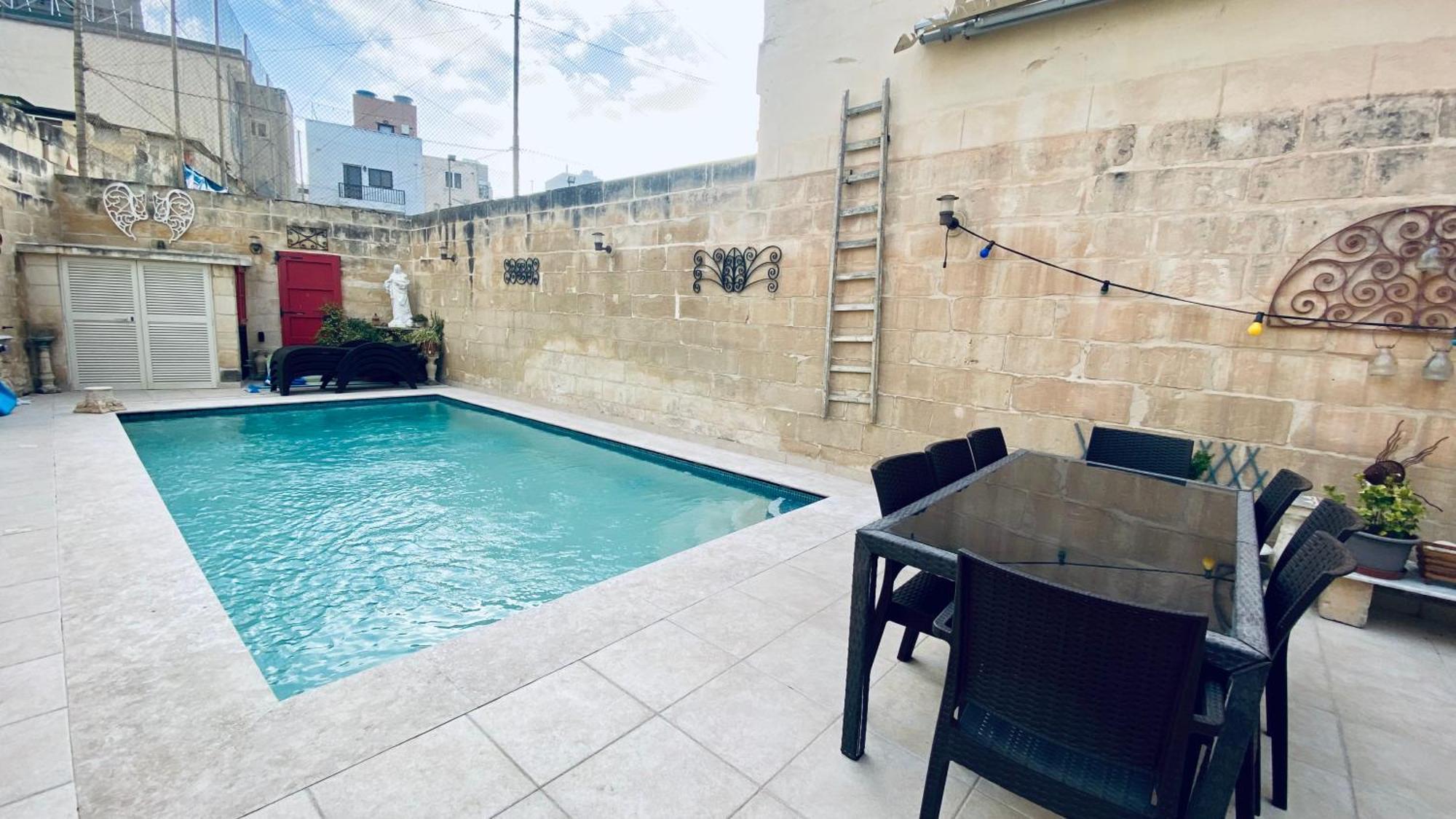 Ferienwohnung Free Breakfast, Pool, Spacious Aircon Hideaway Mosta Exterior foto